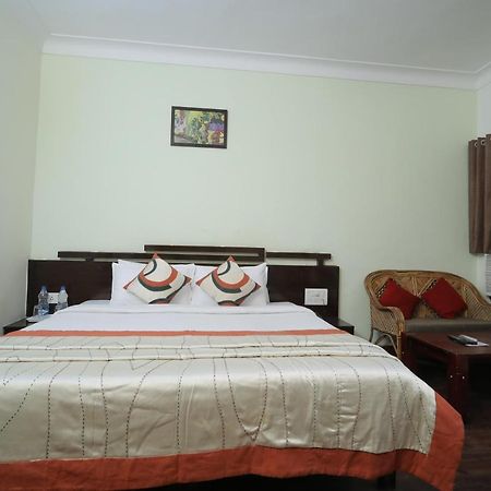 Hotel Vivek Continental Gwalior Ngoại thất bức ảnh