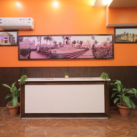 Hotel Vivek Continental Gwalior Ngoại thất bức ảnh