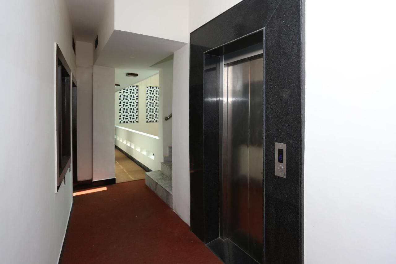 Hotel Vivek Continental Gwalior Ngoại thất bức ảnh